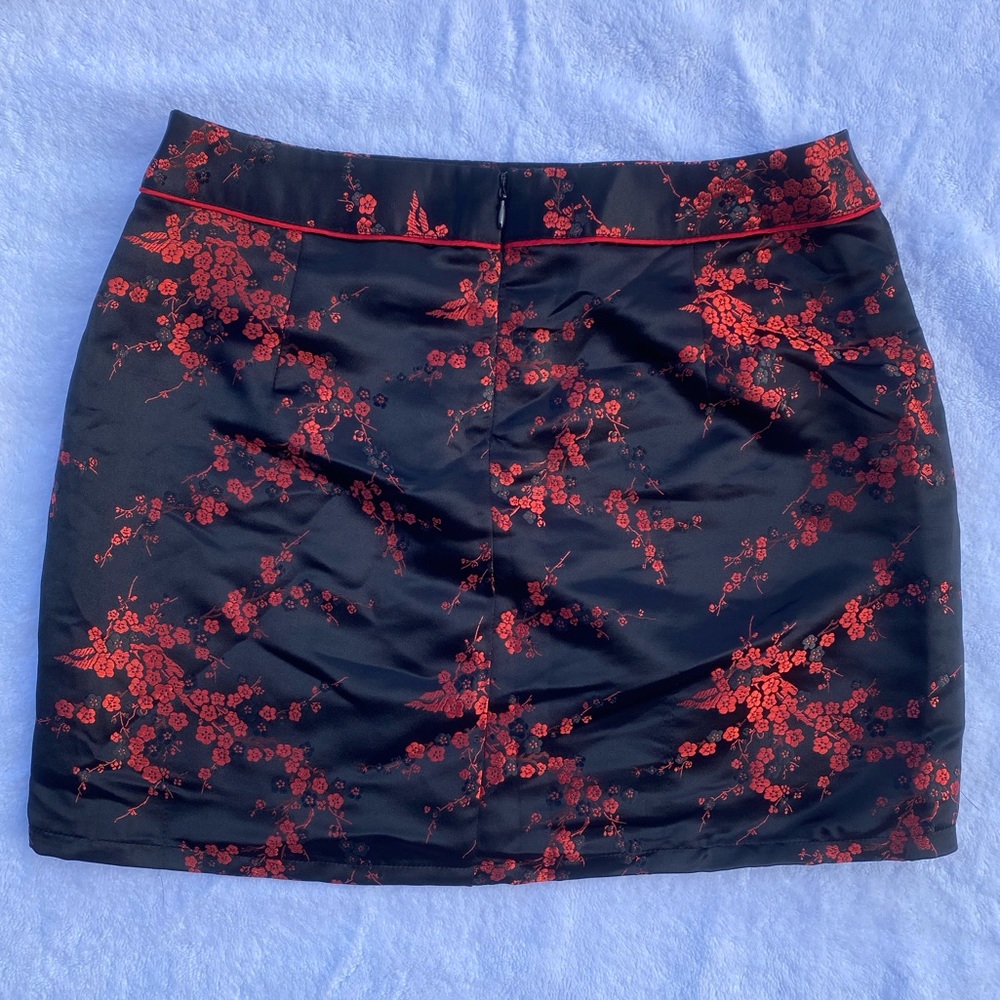 Satin skirt